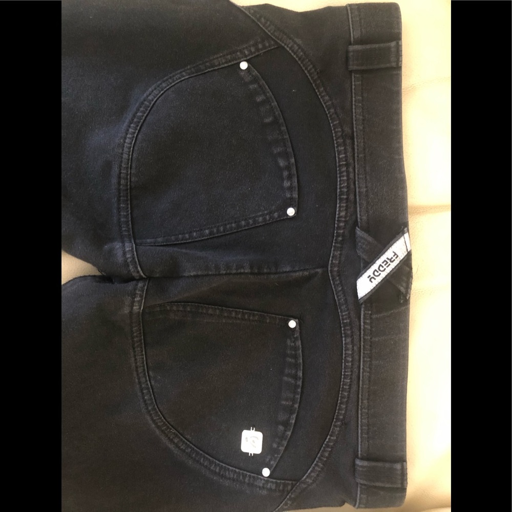Pants - Picture 4 of 4